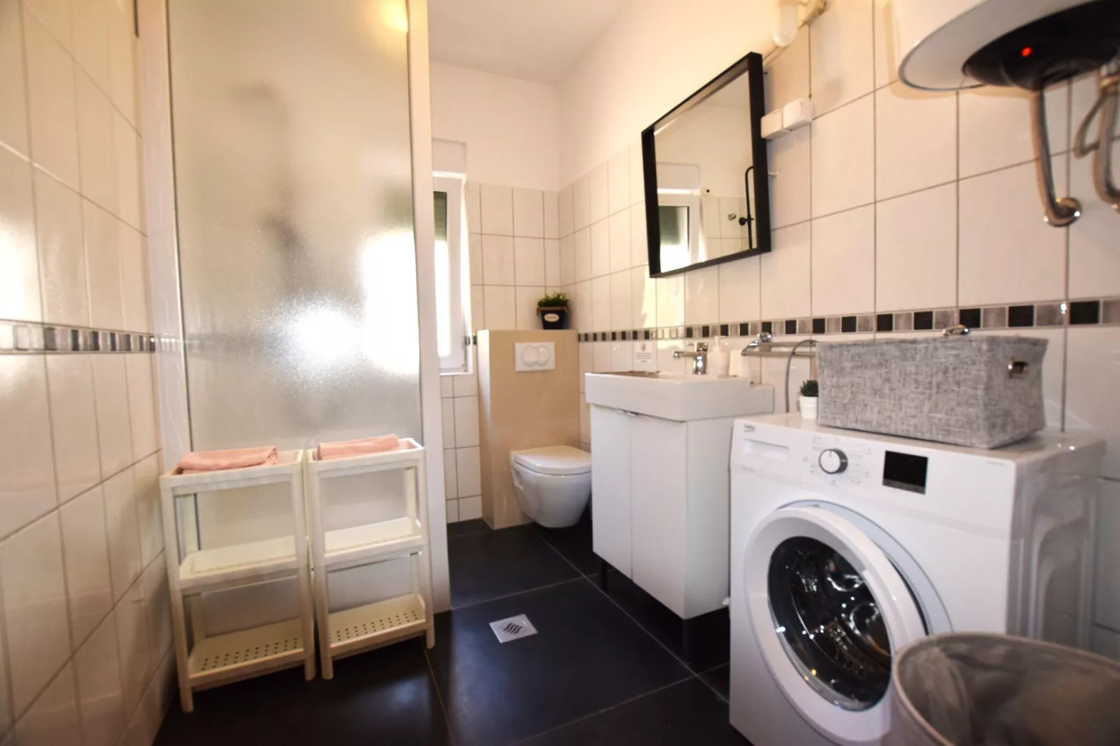 Apartment Lana-Bathroom