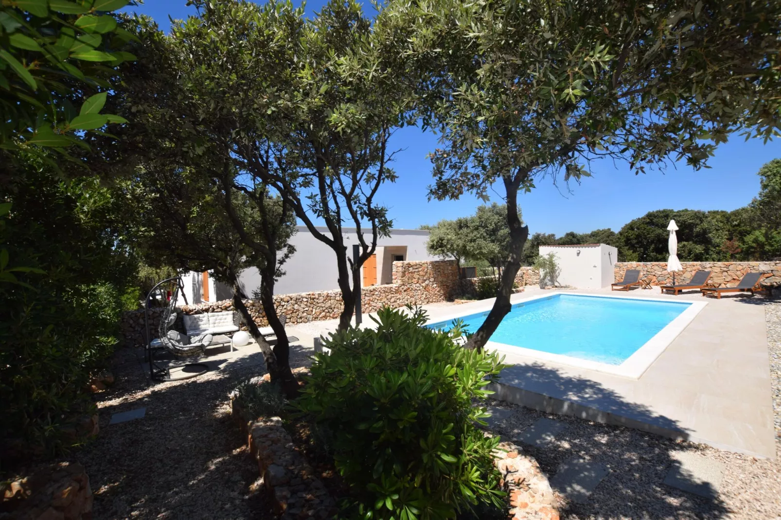Apartment Petar-Pool