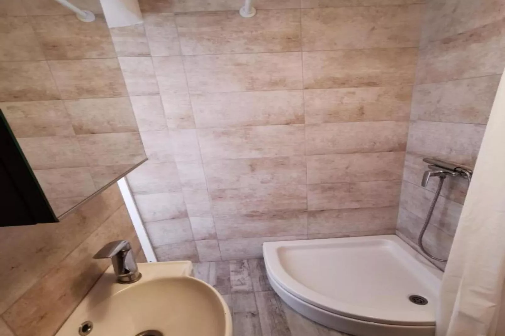 Guesthouse Videc-Bathroom