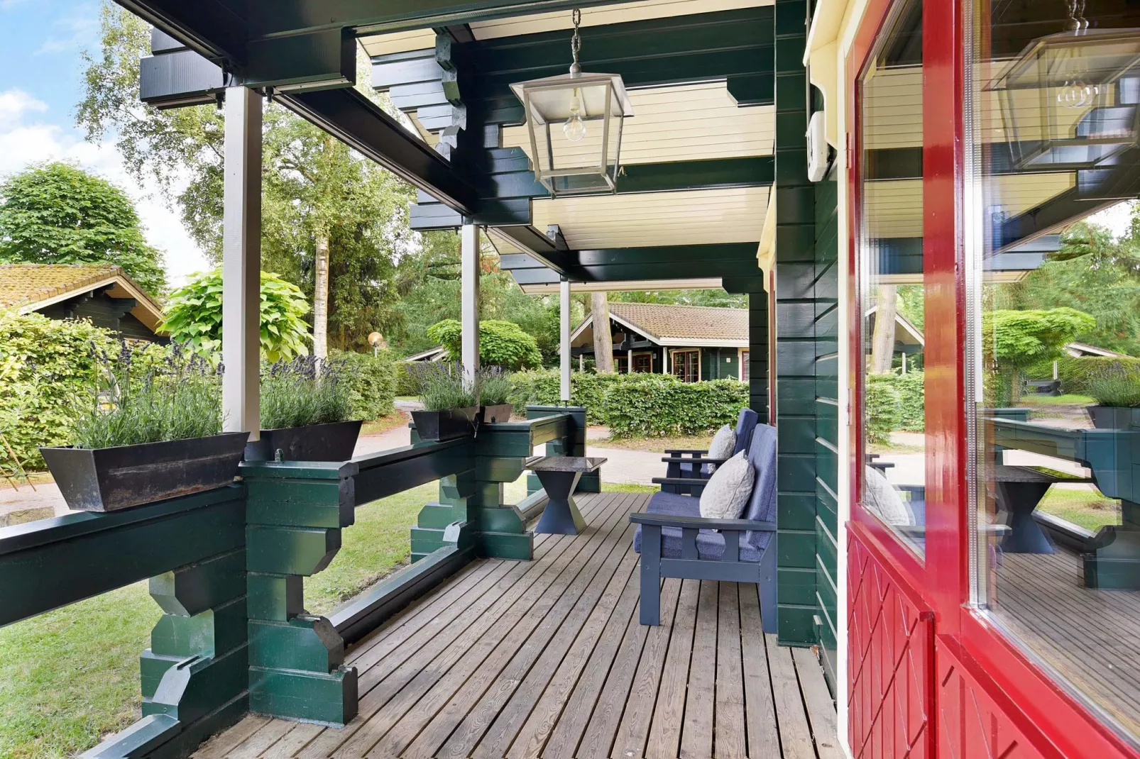 Kukeluusje-Terrace balcony