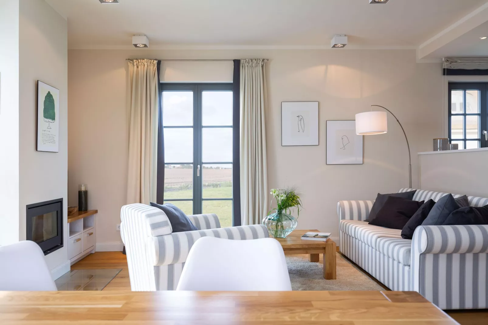 Reetvilla Premium 6 Personen-Wohnzimmer