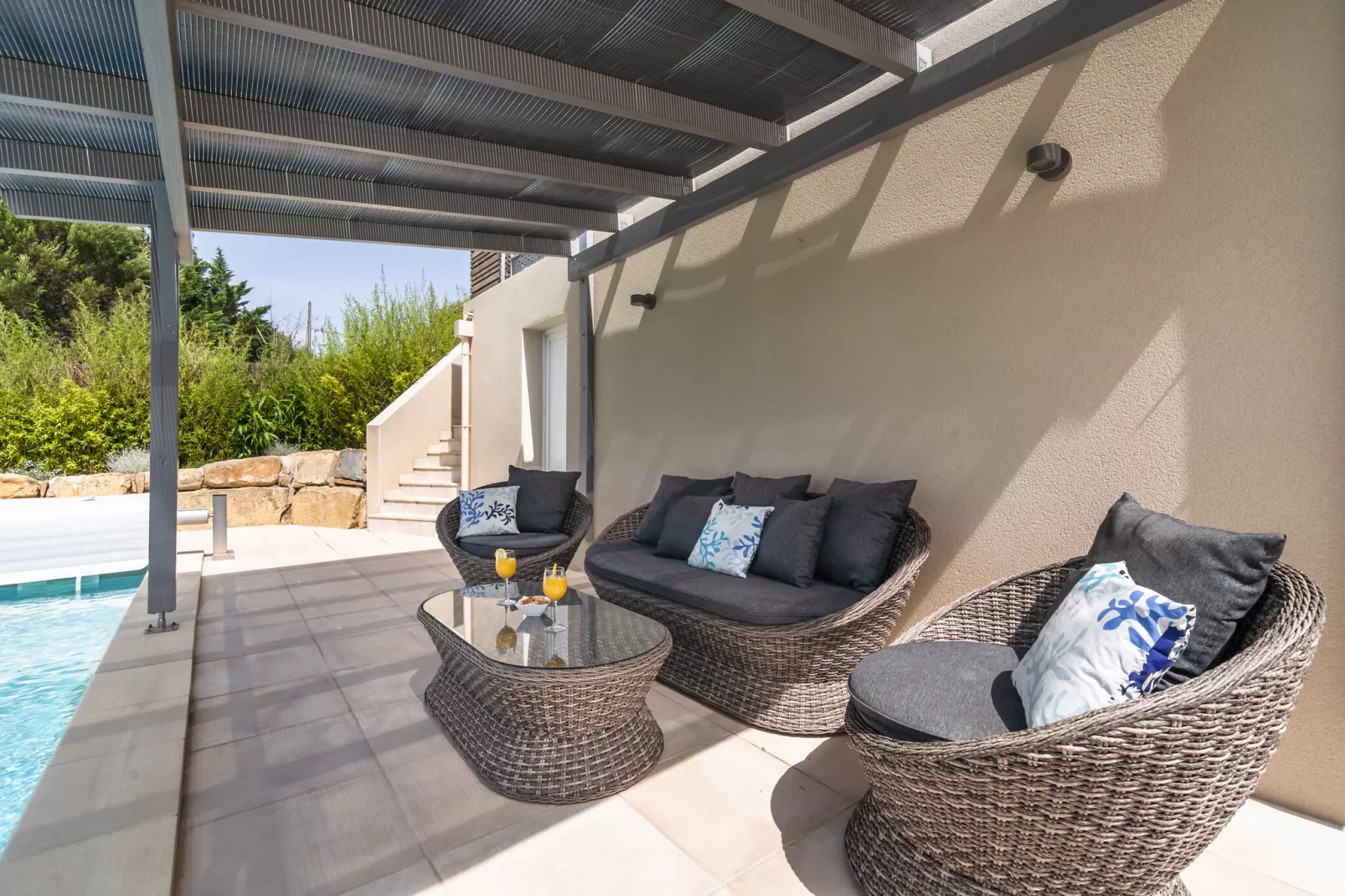 Bamboo-Terrace balcony