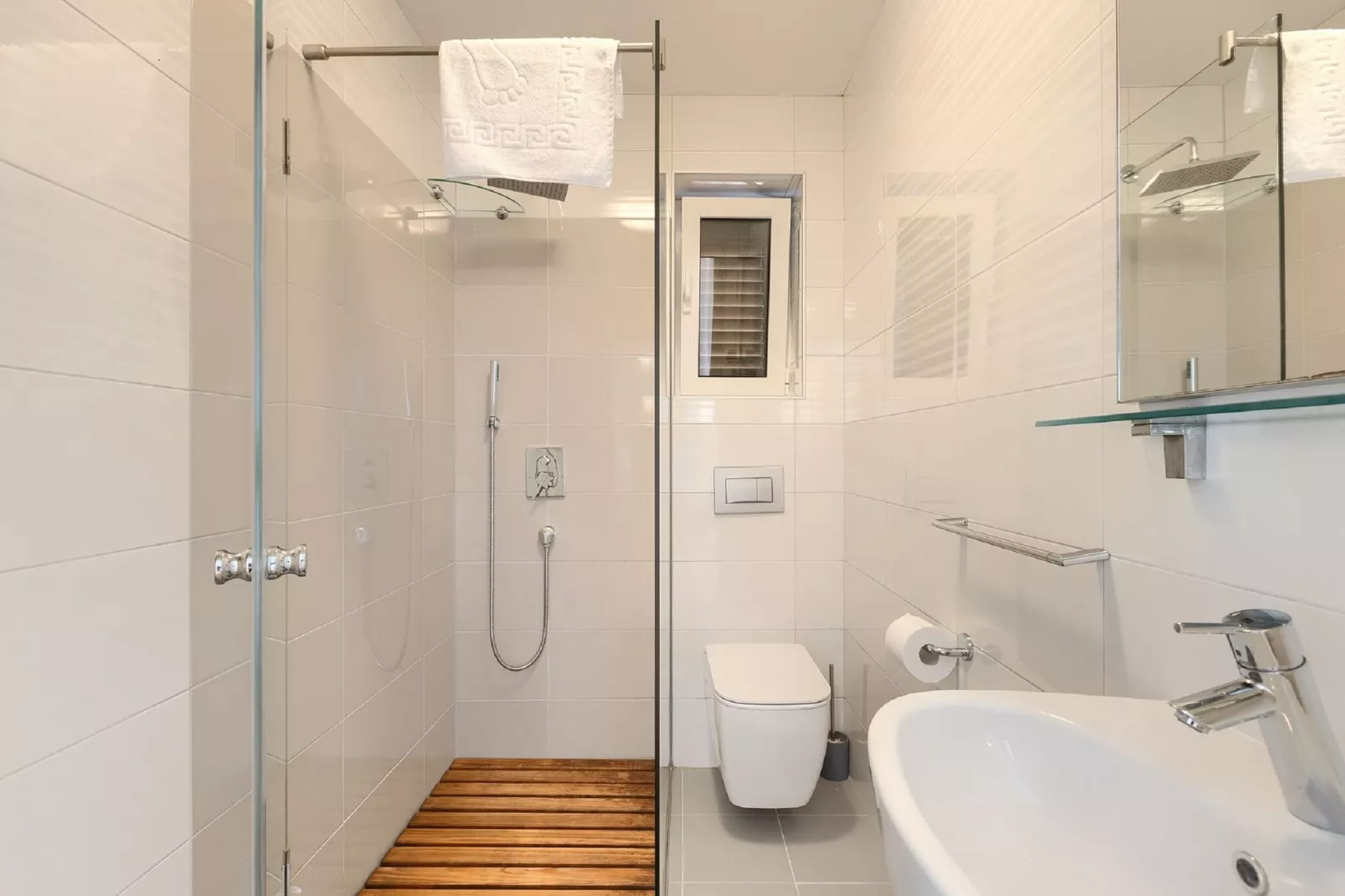 Casa Alberta-Bathroom