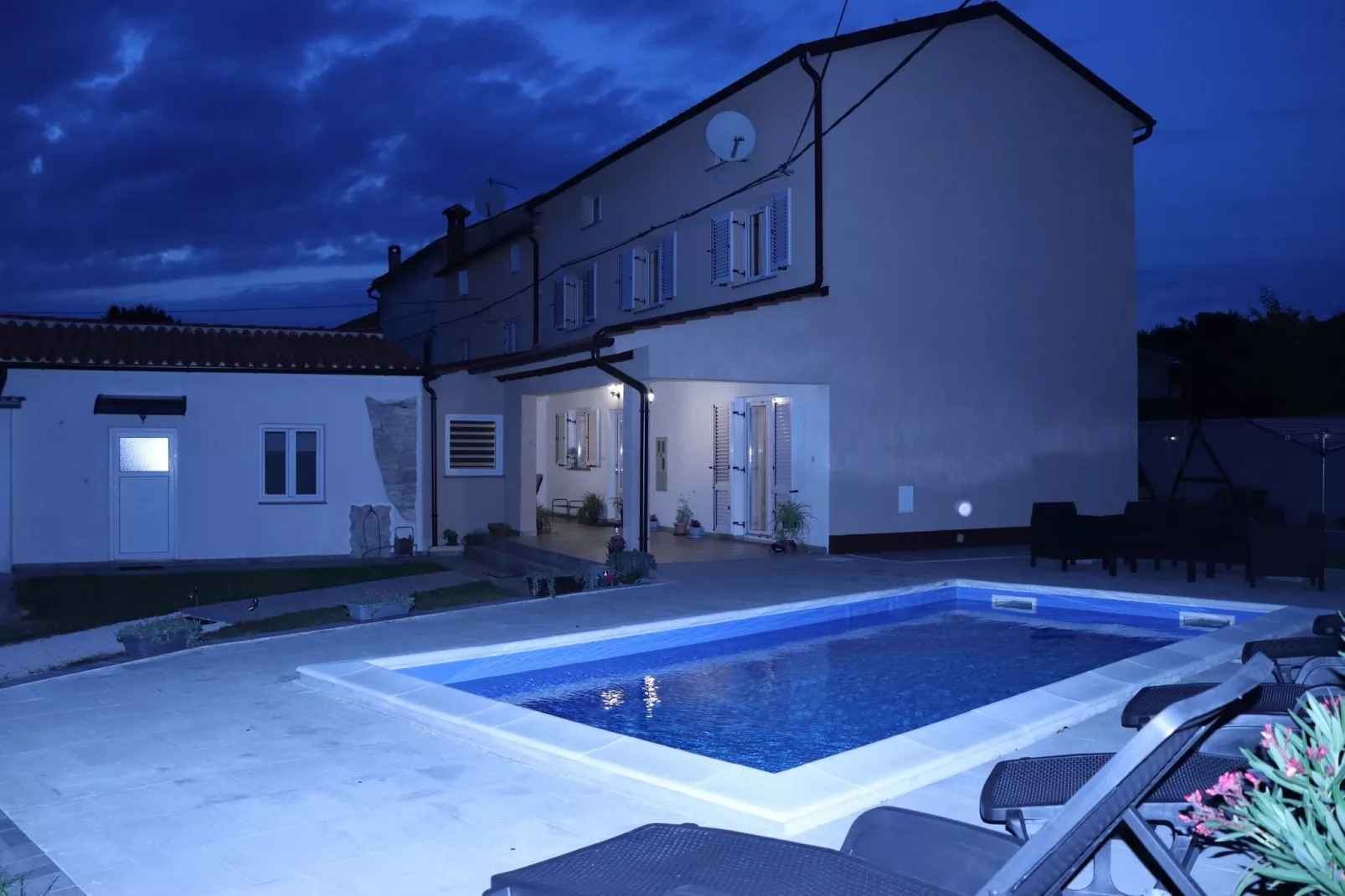 Holiday House Marin-Nicht getaggt