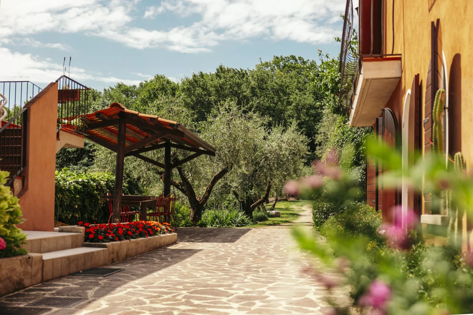 Apartment Limone Residence Nautic Resort San Carlo Gargnano-Quadrilo 110qm-Exterior summer