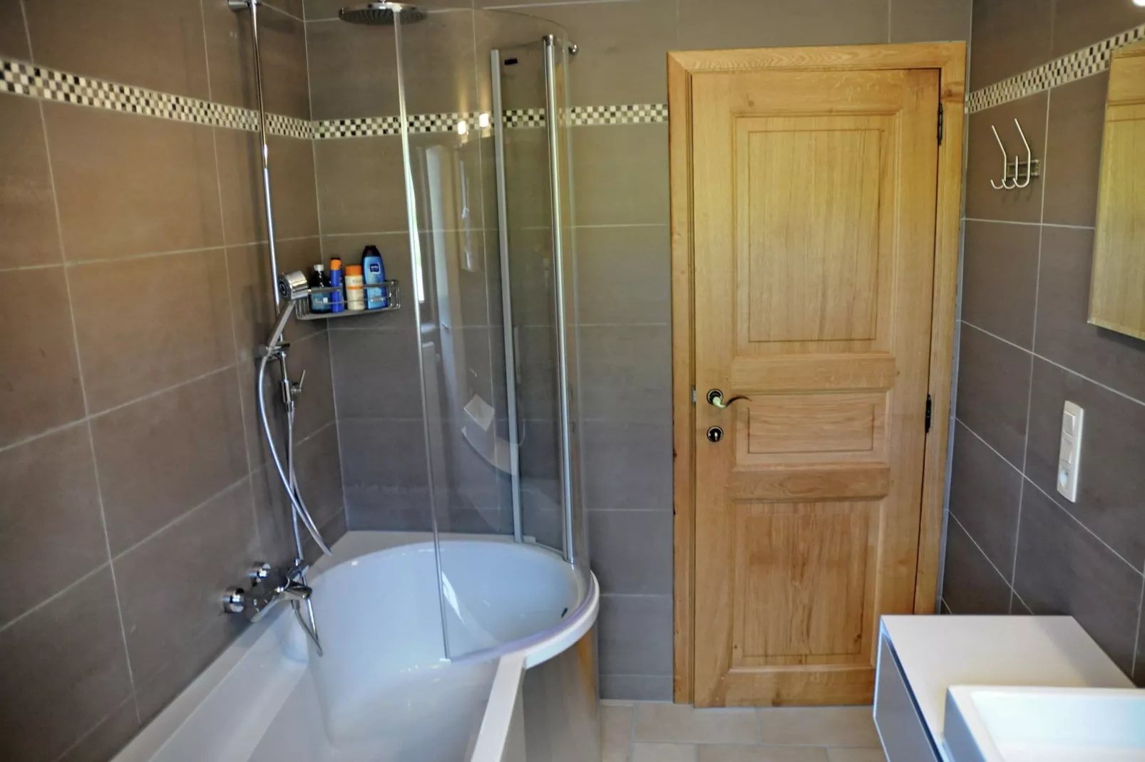 La Colline-Bathroom
