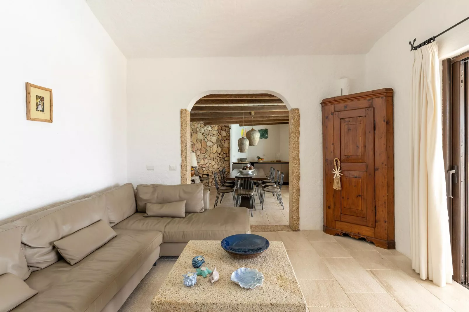 Villa Paradiso 3-Living room
