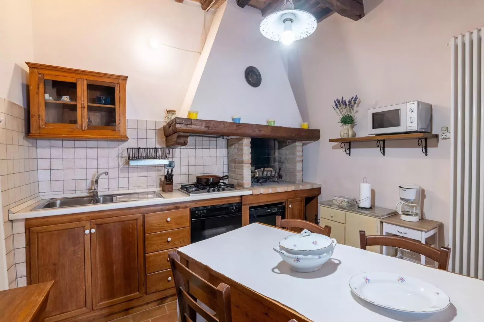 Il Conio Lavanda-Kitchen