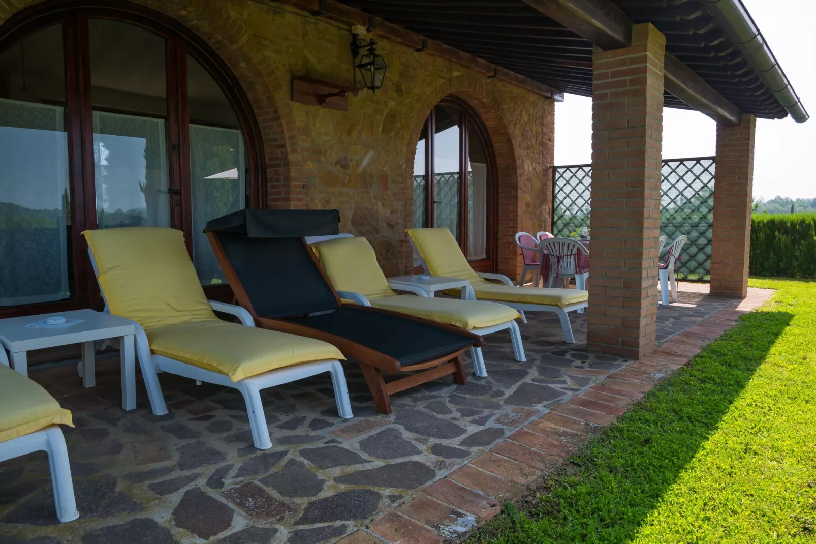 Giada-Gardens summer