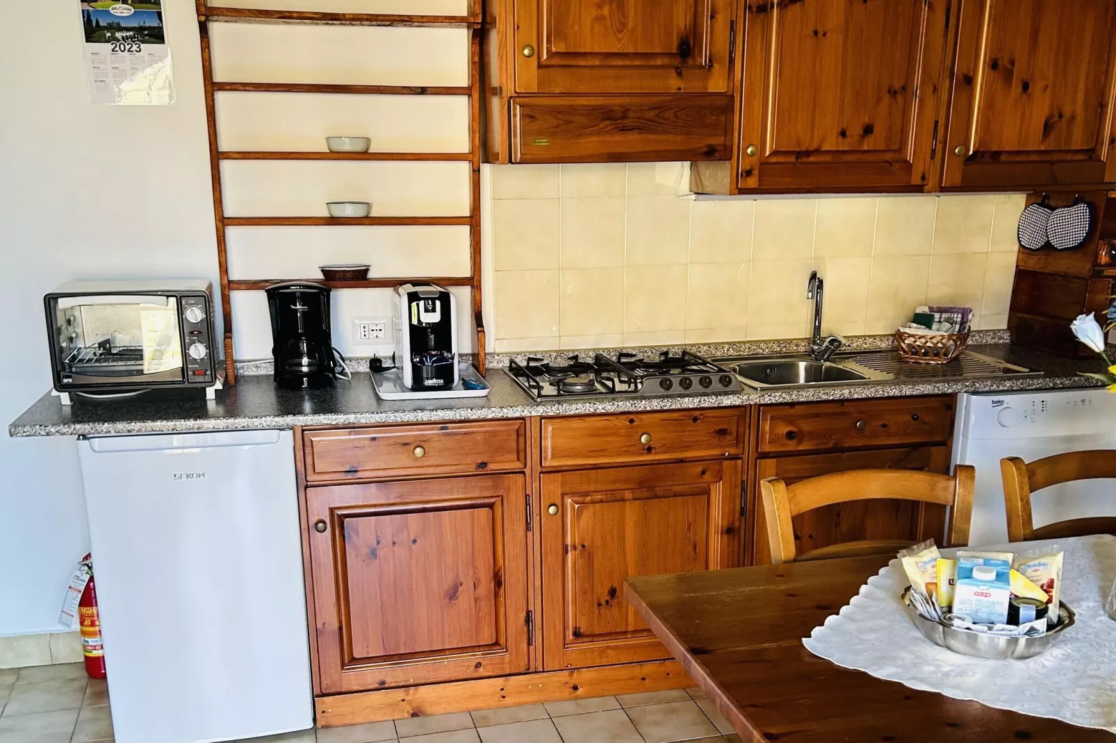 Mughetto-Kitchen