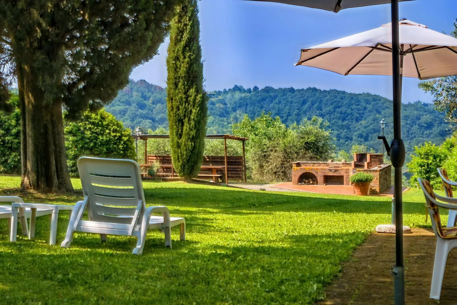 Mughetto-Gardens summer