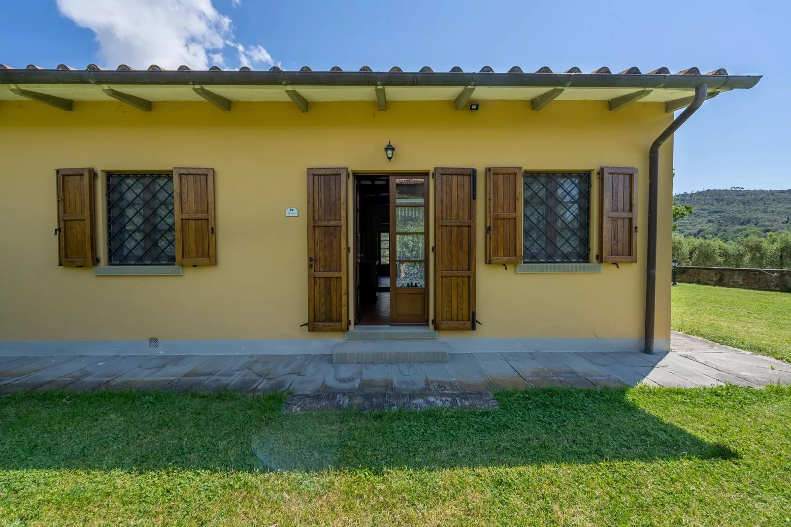 Fattoria Terontola-Exterior summer