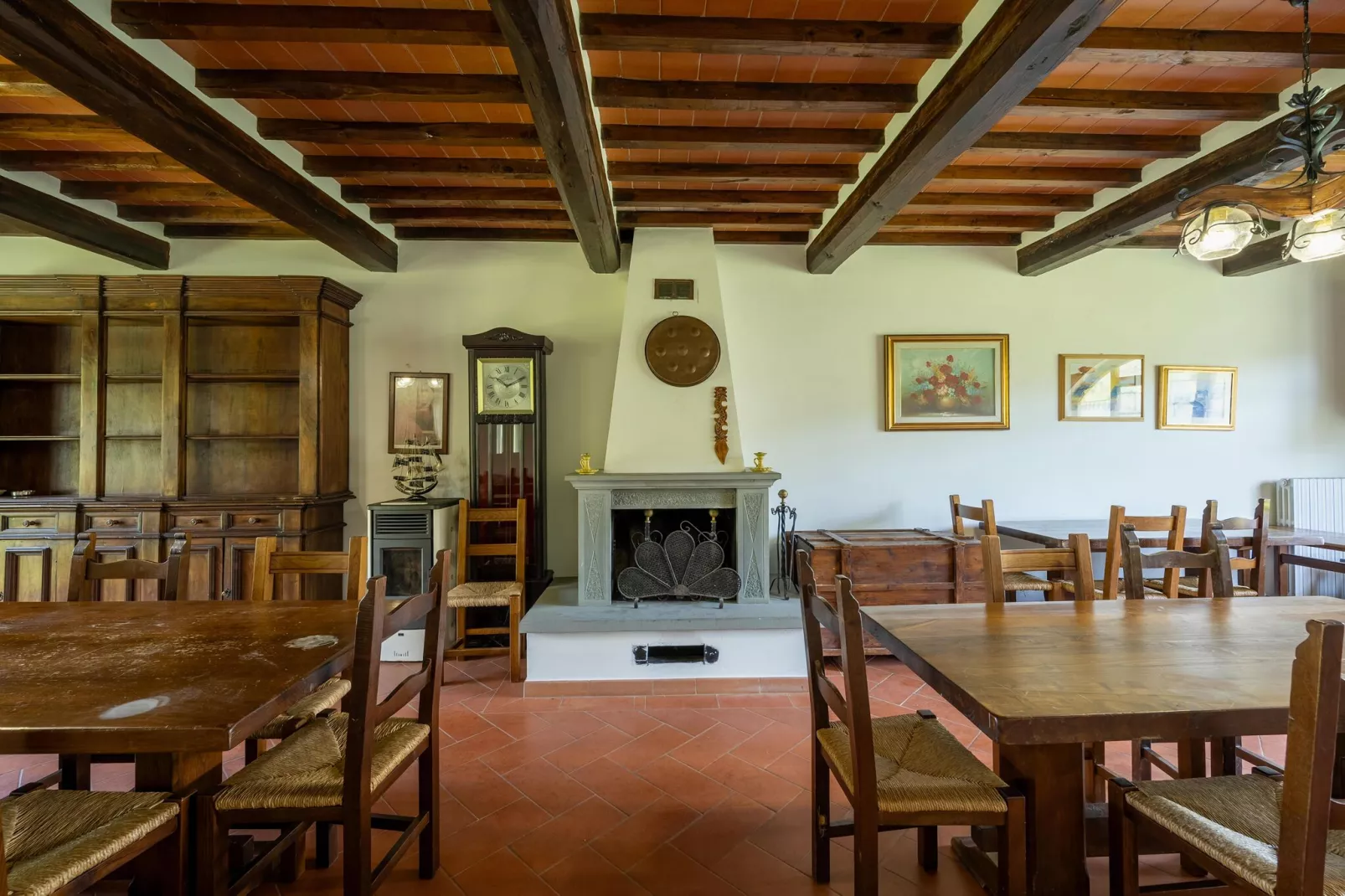 Fattoria Terontola-Dining room