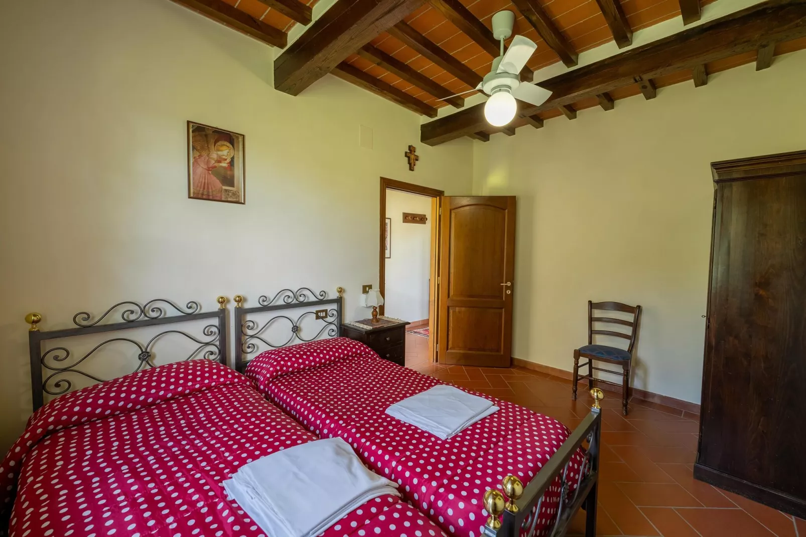 Fattoria Terontola-Bedroom