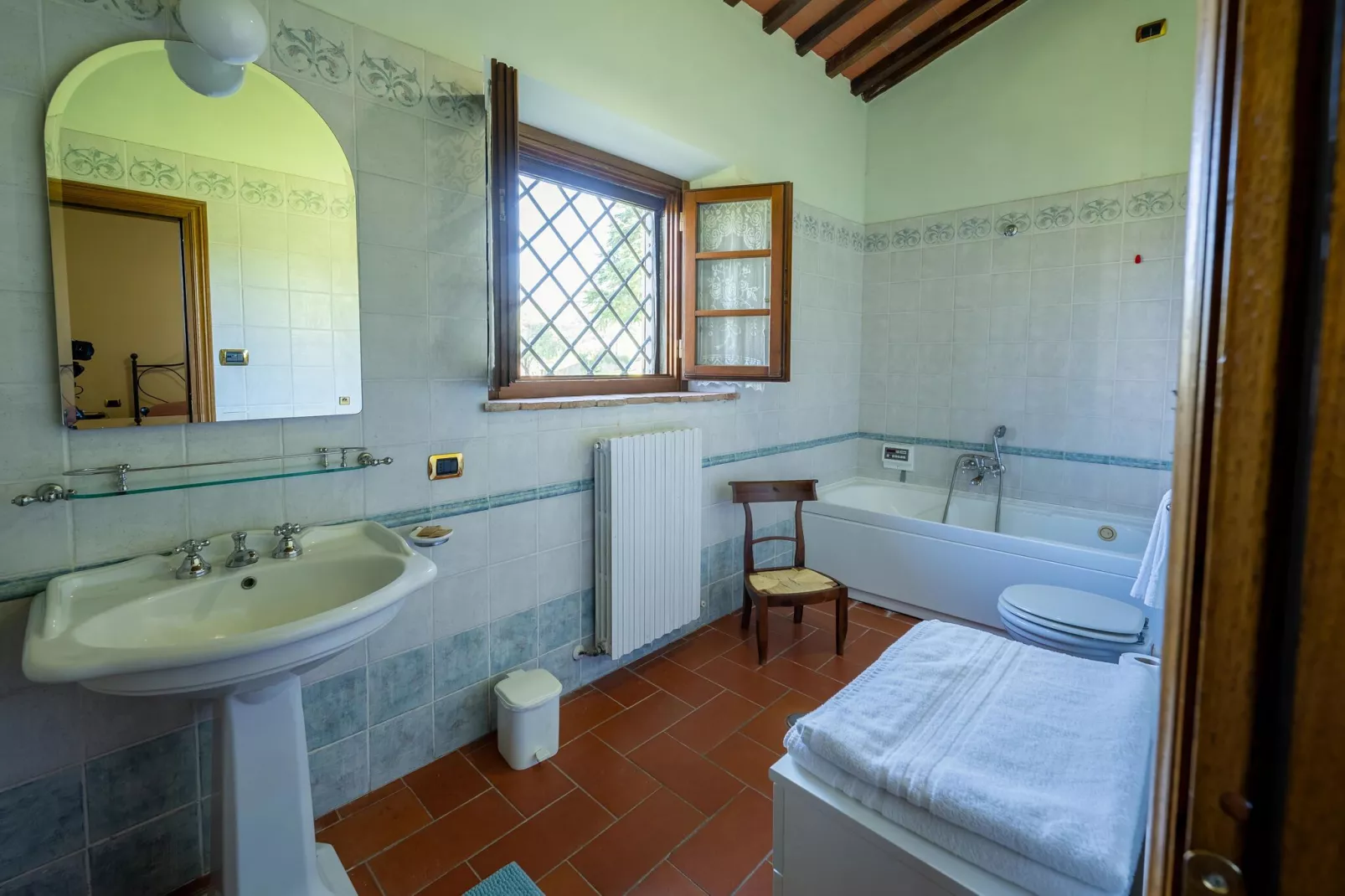 Fattoria Terontola-Bathroom