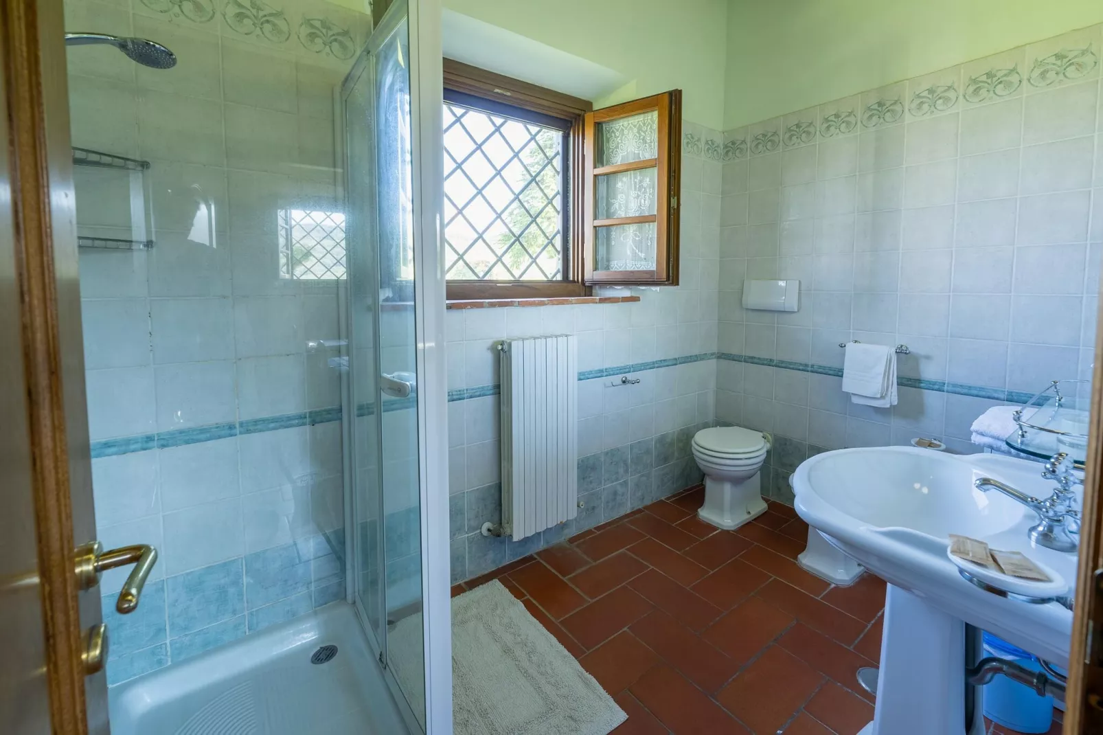 Fattoria Terontola-Bathroom