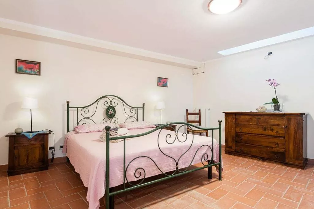 50160-Bedroom