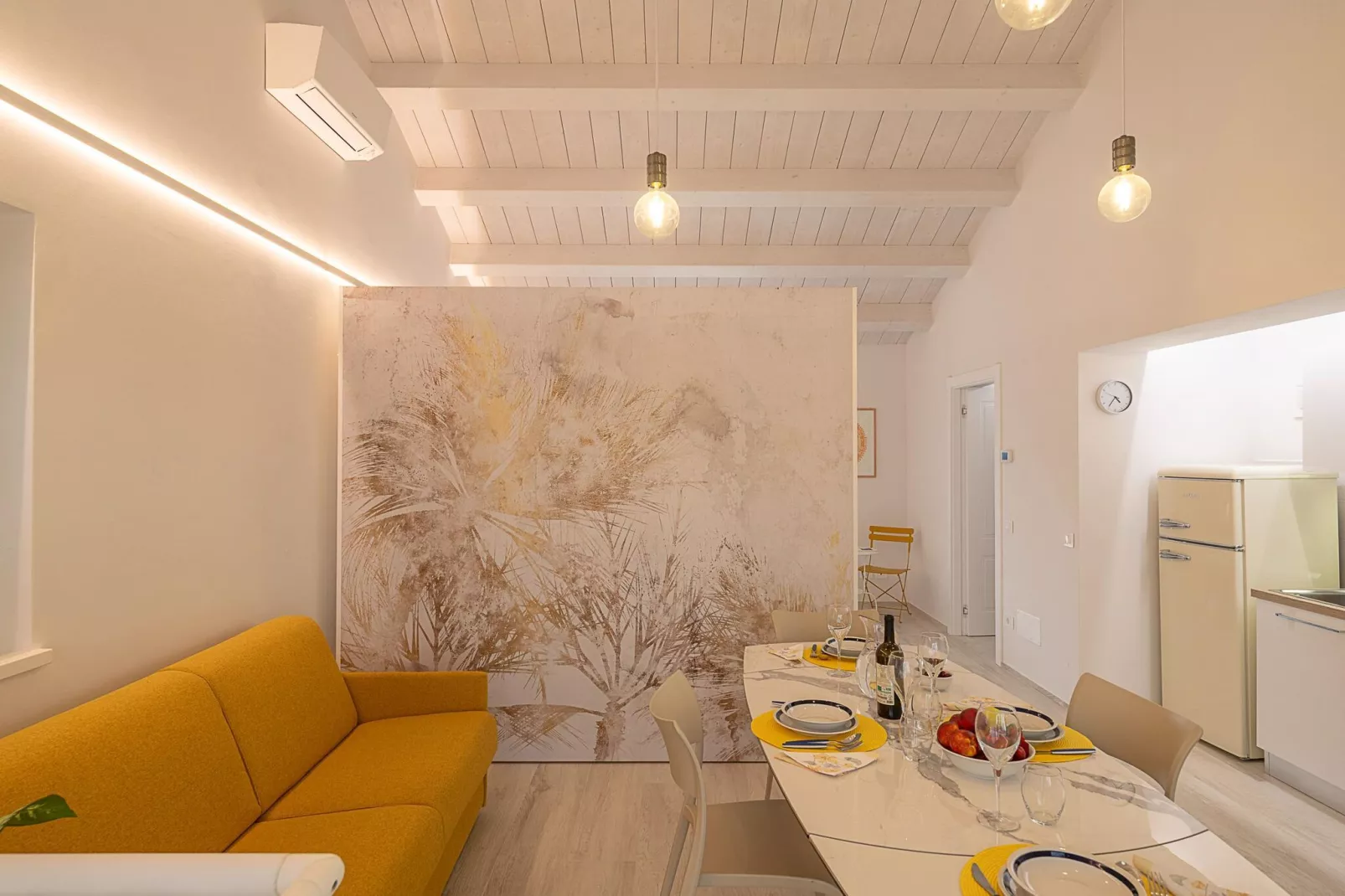 Infiniti Colli-Living room