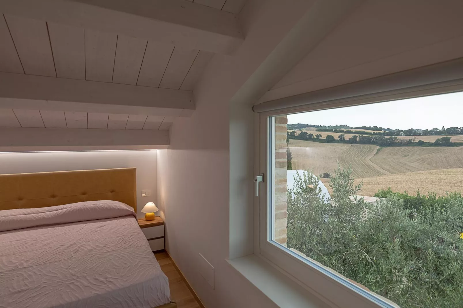 Infiniti Colli-Bedroom