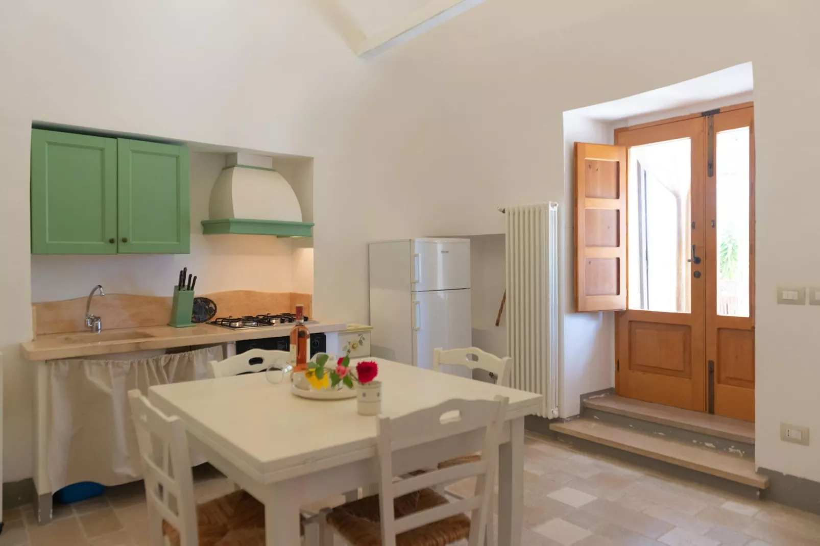 Trulli Azzalema Cisternino-Kitchen