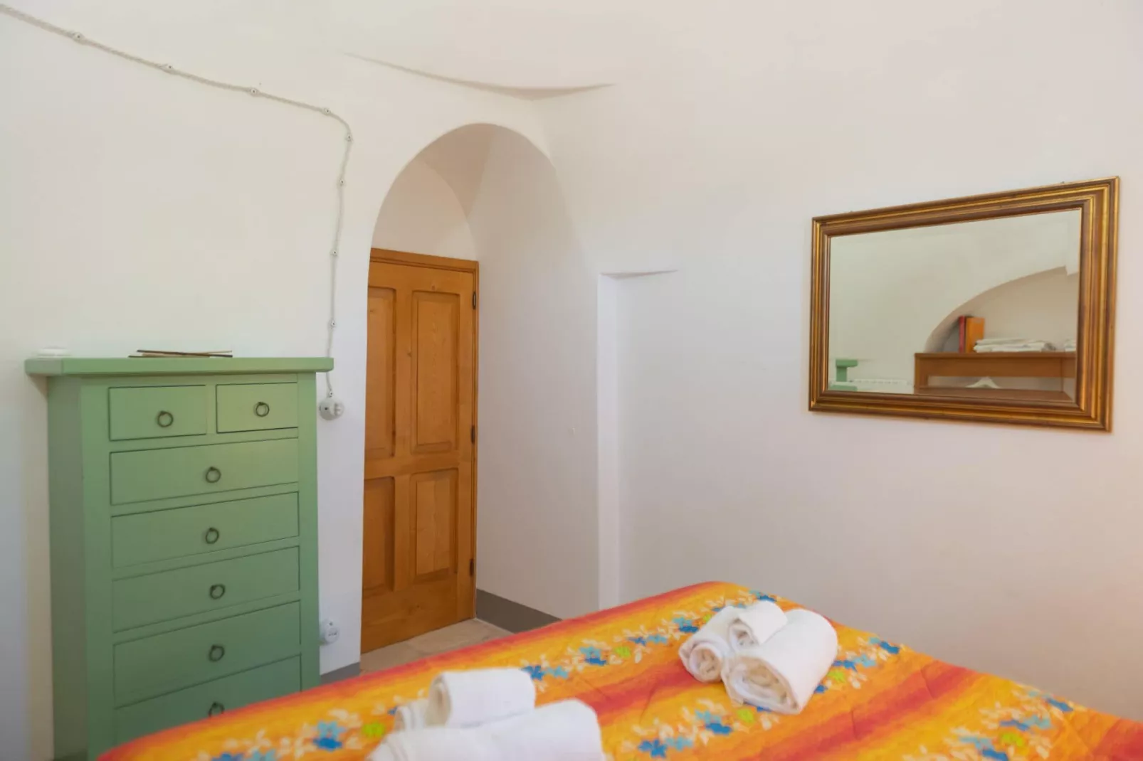 Trulli Azzalema Cisternino-Bedroom