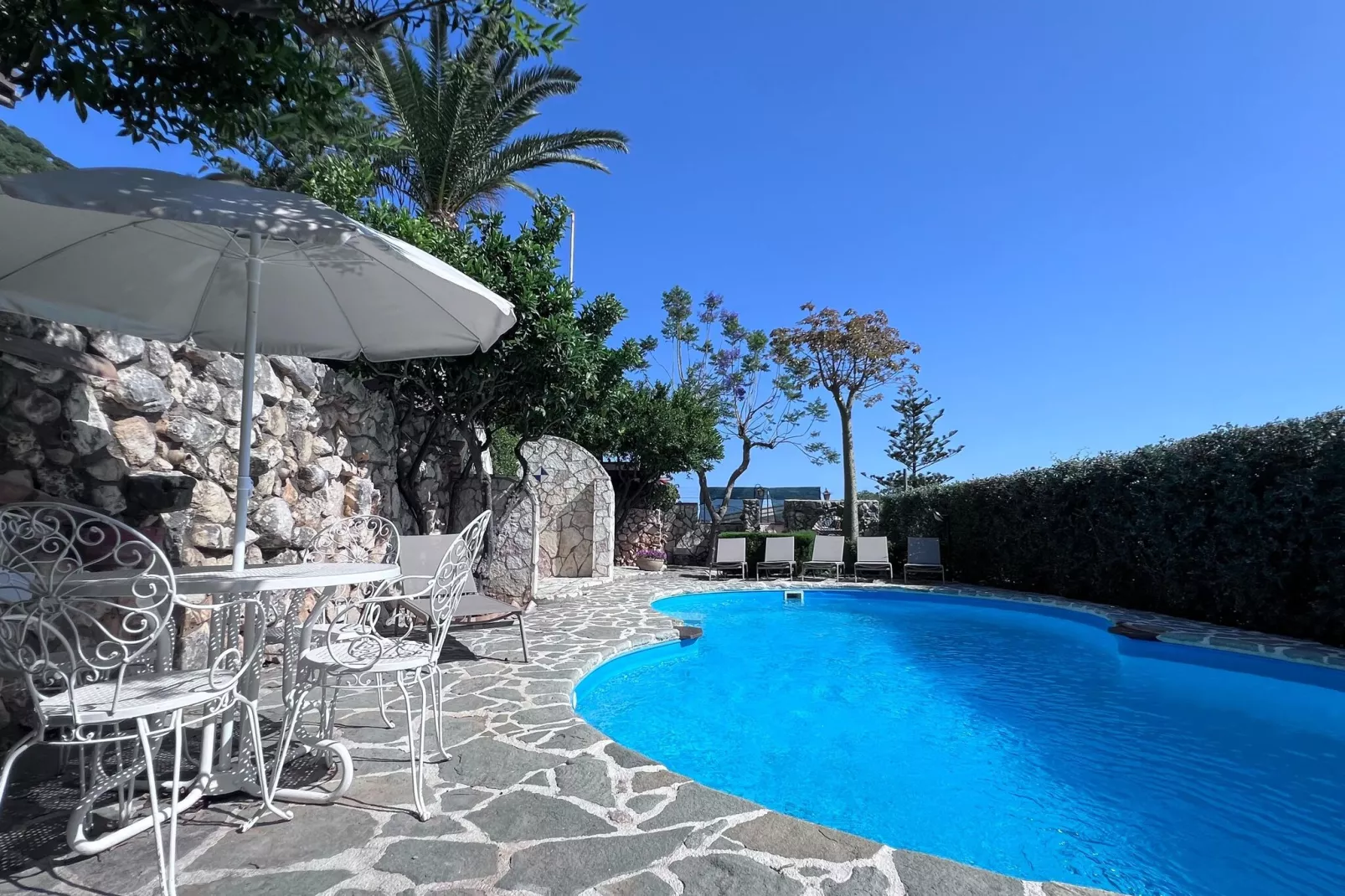 Patrizia Edera-Pool