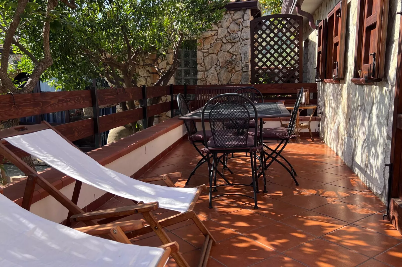Patrizia Edera-Terrace balcony
