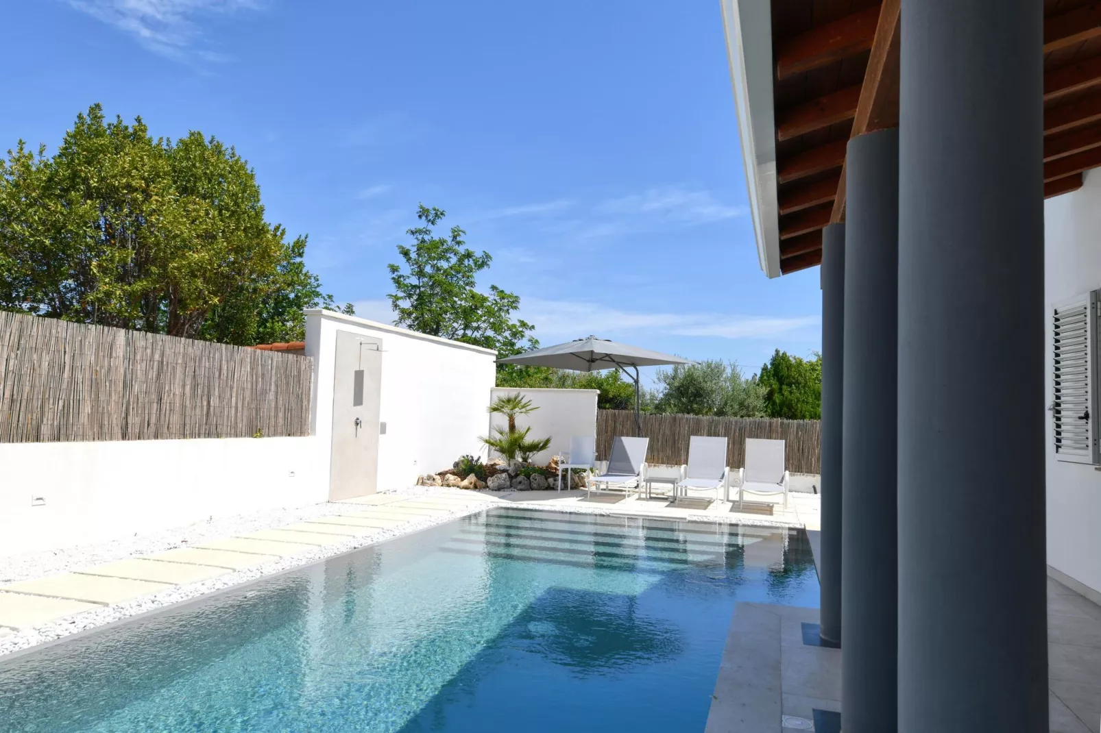 Apt MareLuna Apartment in Villa mit Pool Siracusa-Pool