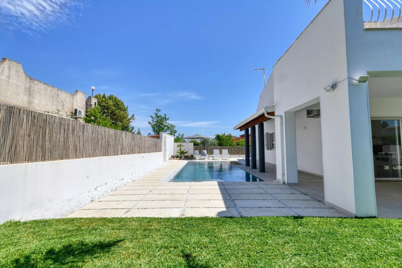 Apt MareLuna Apartment in Villa mit Pool Siracusa-Pool