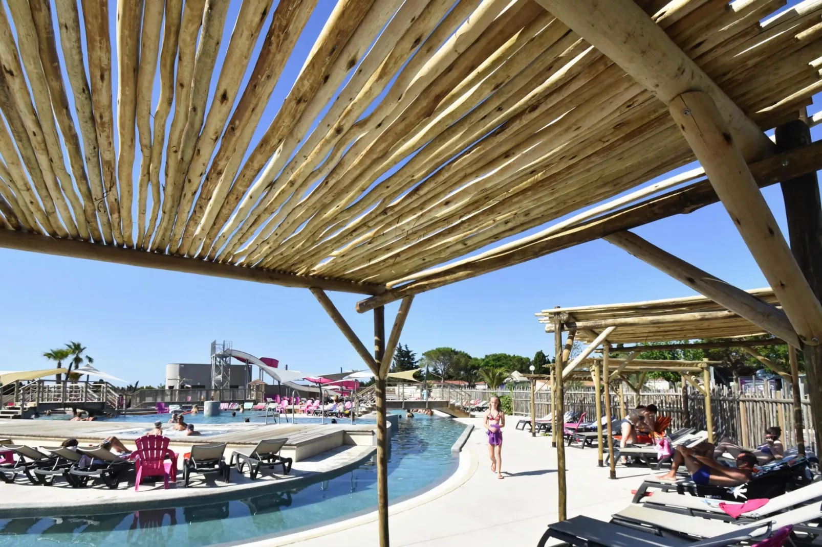 Caravanpark Mas des Lavandes Sérignan-Mobilhome Prestige TVclim 3ch 6p-Piscine