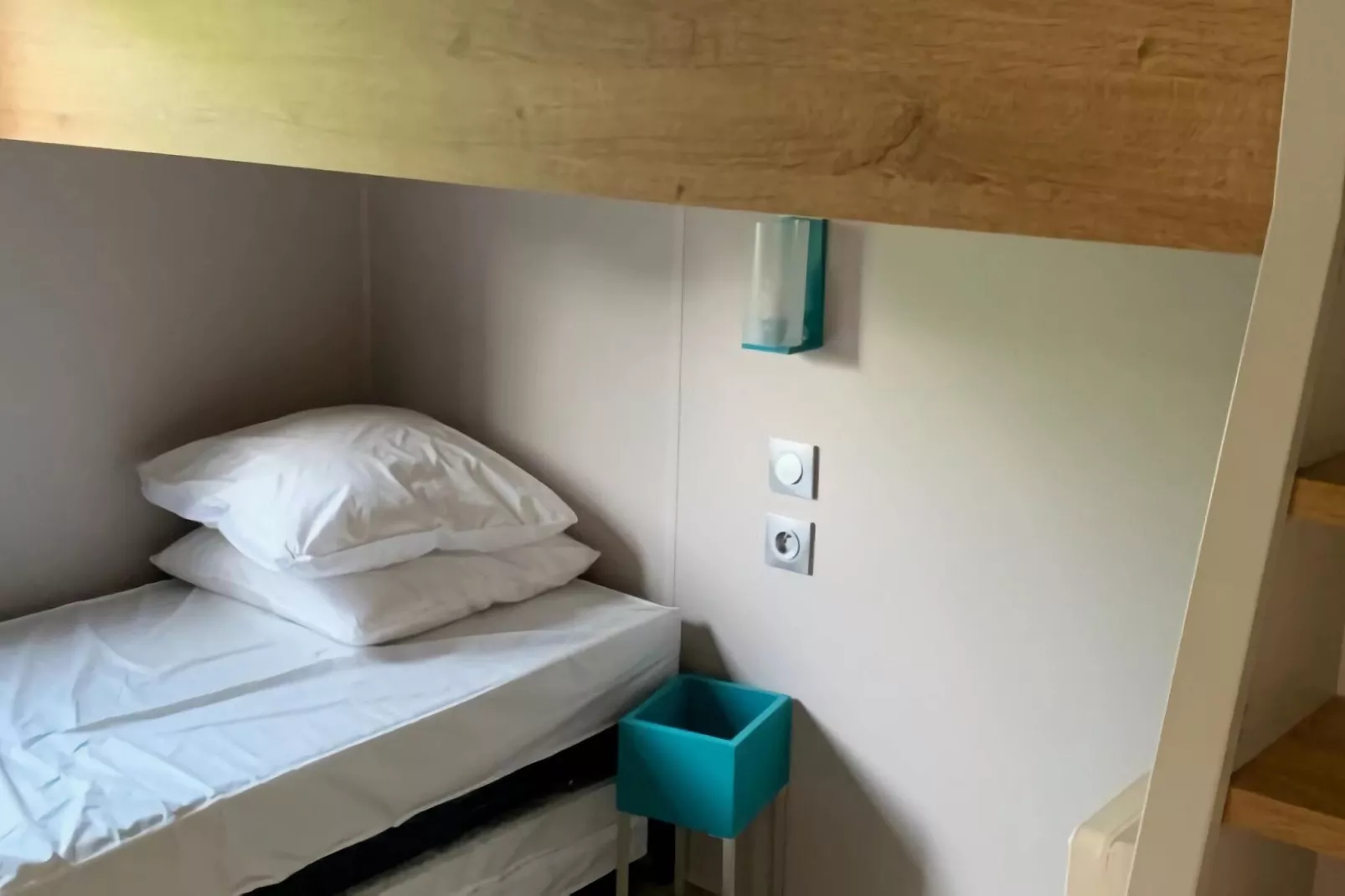 Caravanpark Mas des Lavandes Sérignan-Mobilhome Prestige TVclim 3ch 6p-Chambre