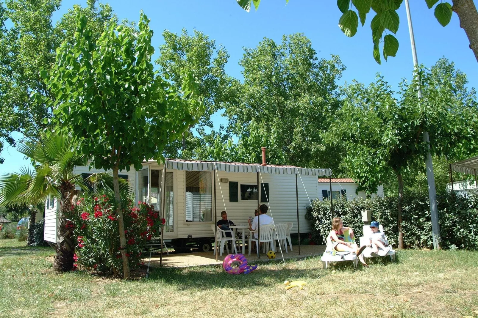 Camping L'Air Marin Vias-Plage / Mobilhome TAMPICO-Extérieur été