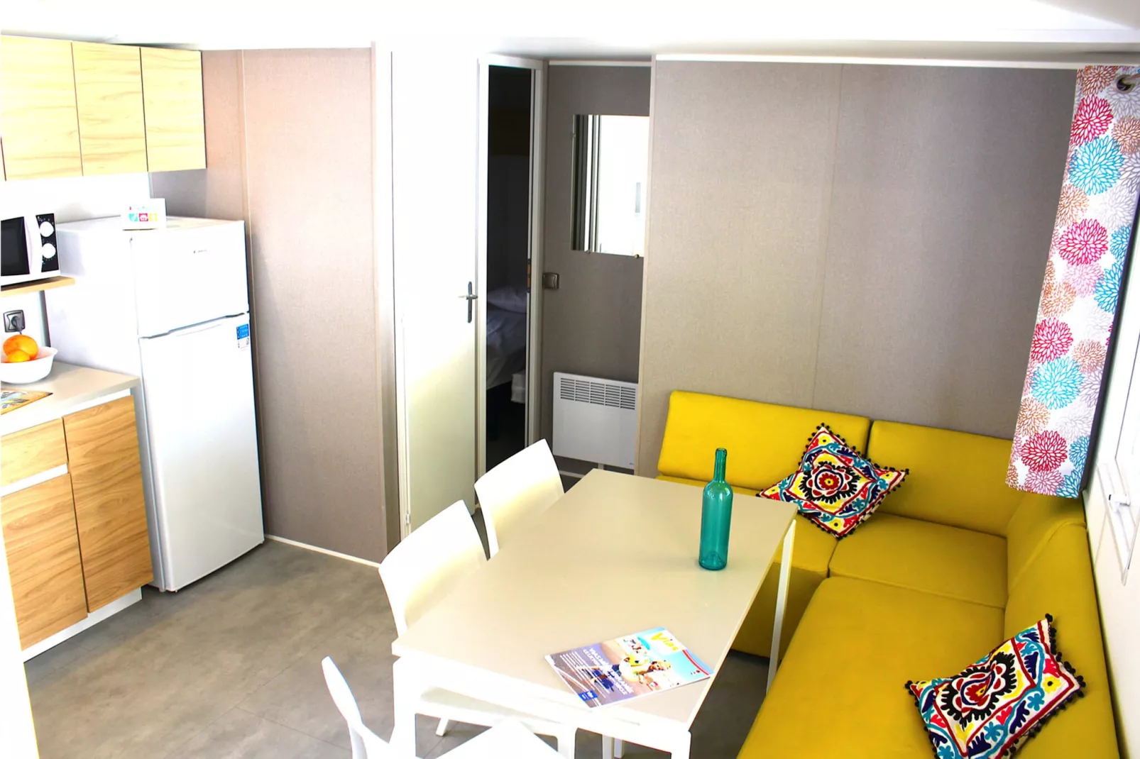 Camping L'Air Marin Vias-Plage  Mobilhome ACAPULCO 3CH-Living room