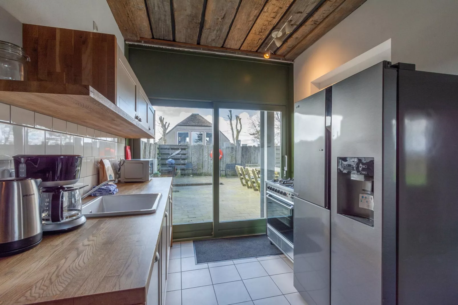 Villa Zuidwester-Kitchen