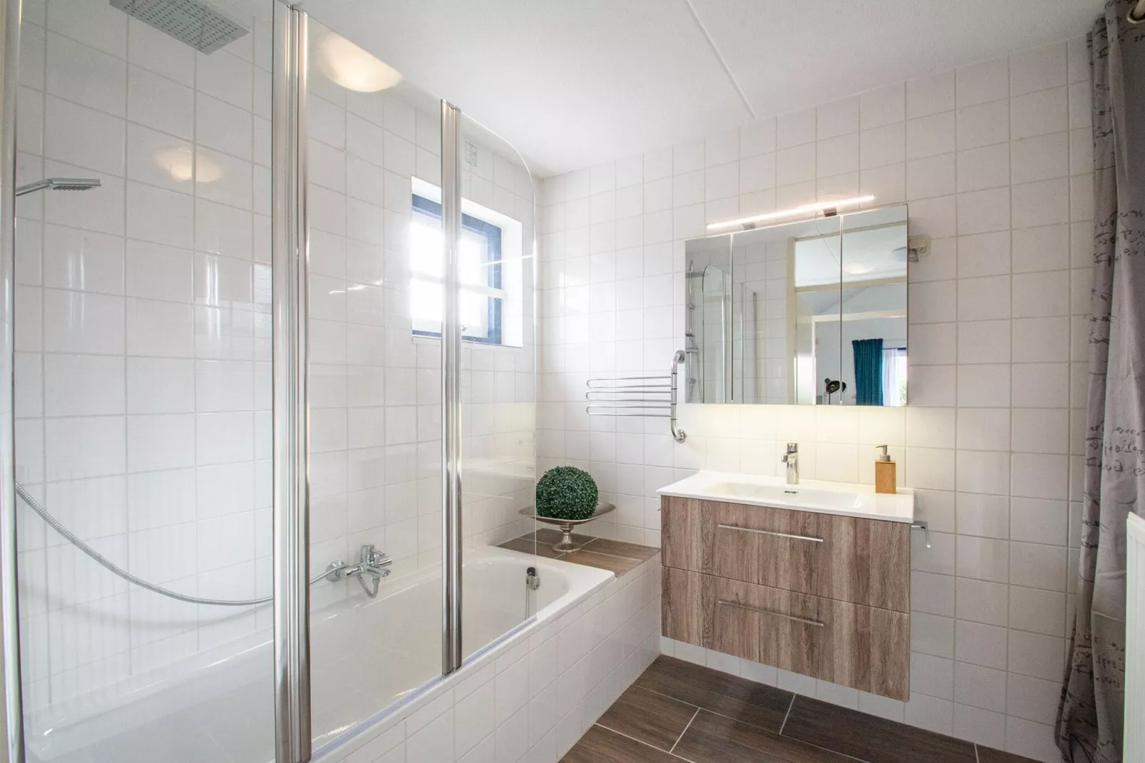 Ooghduyne 187-Bathroom