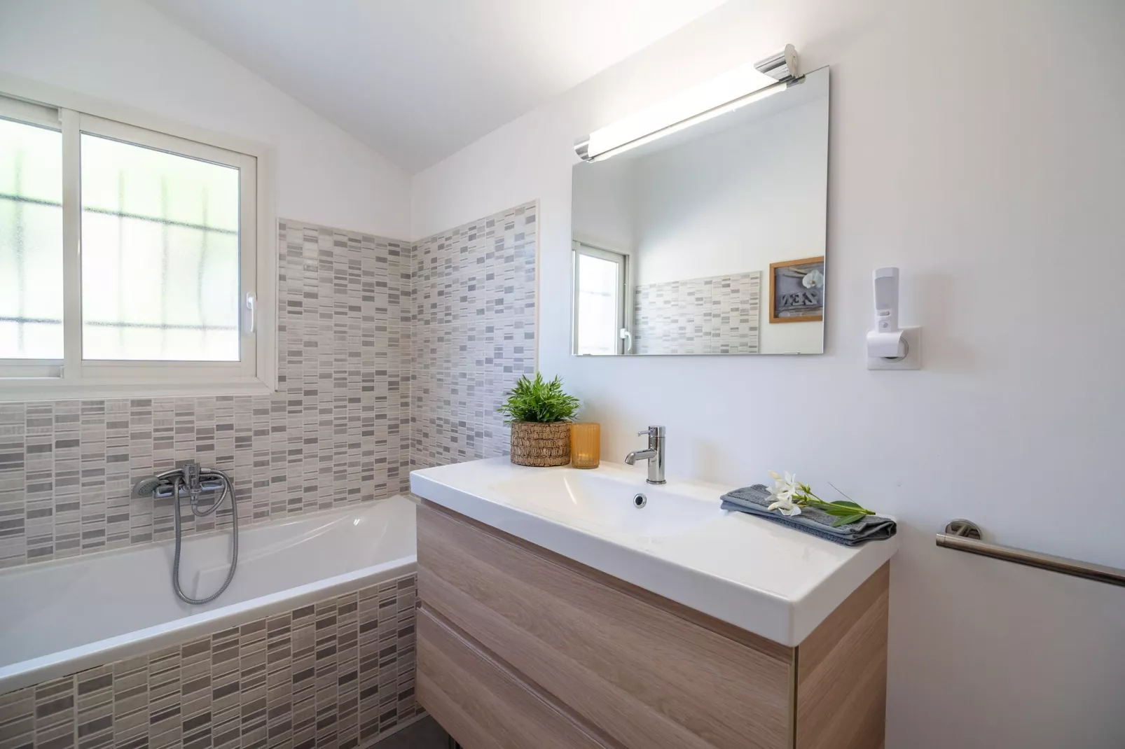 Arcolan-Bathroom