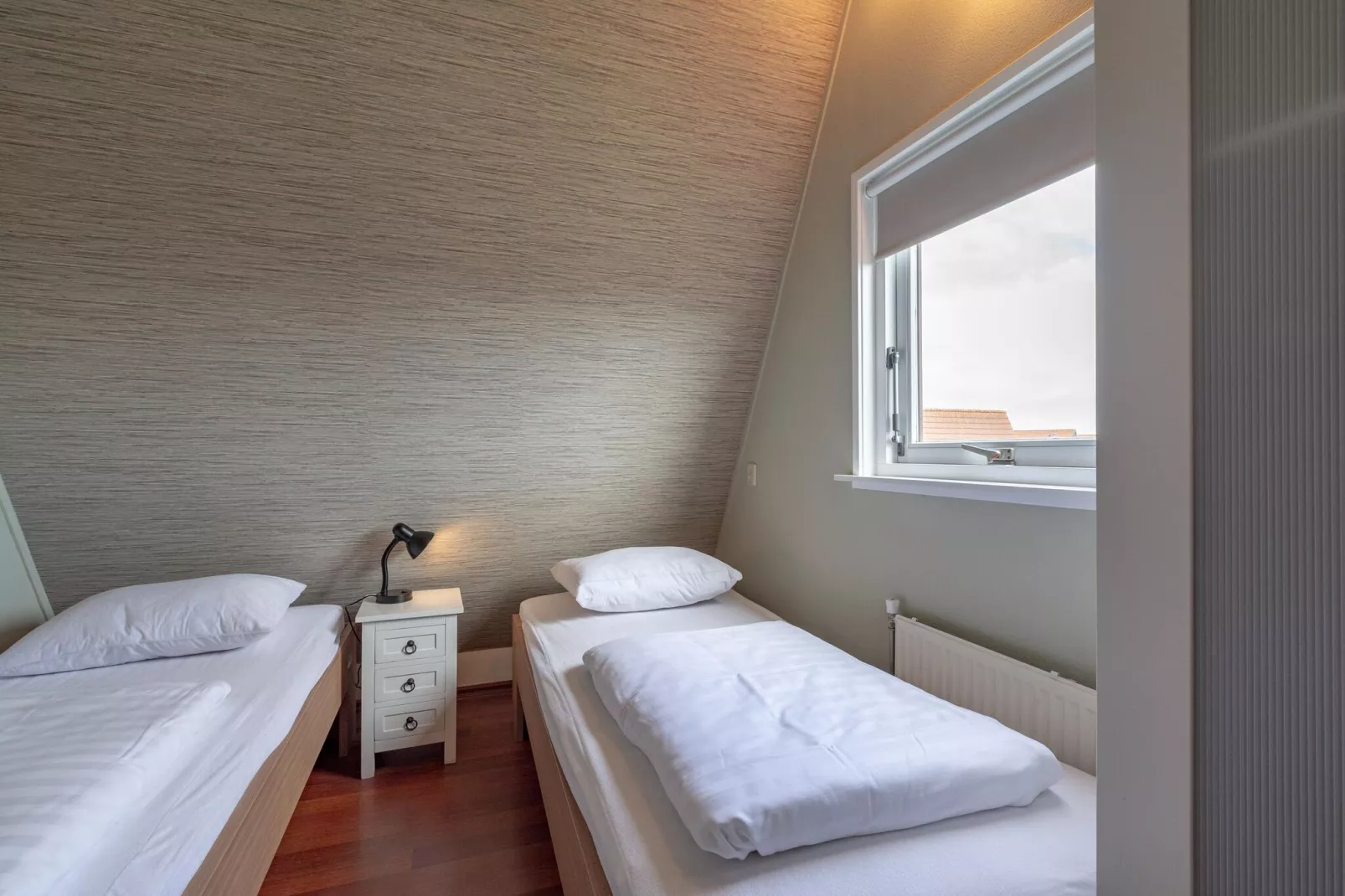 Yperhof 58-Bedroom