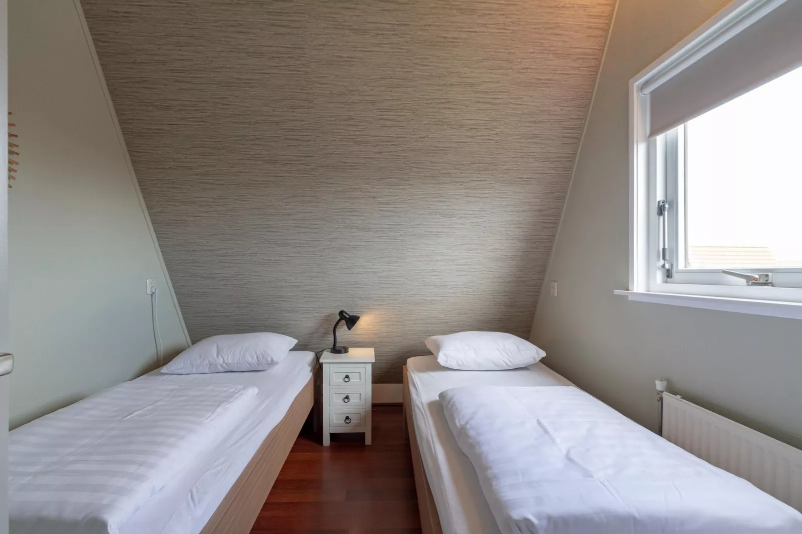 Yperhof 58-Bedroom