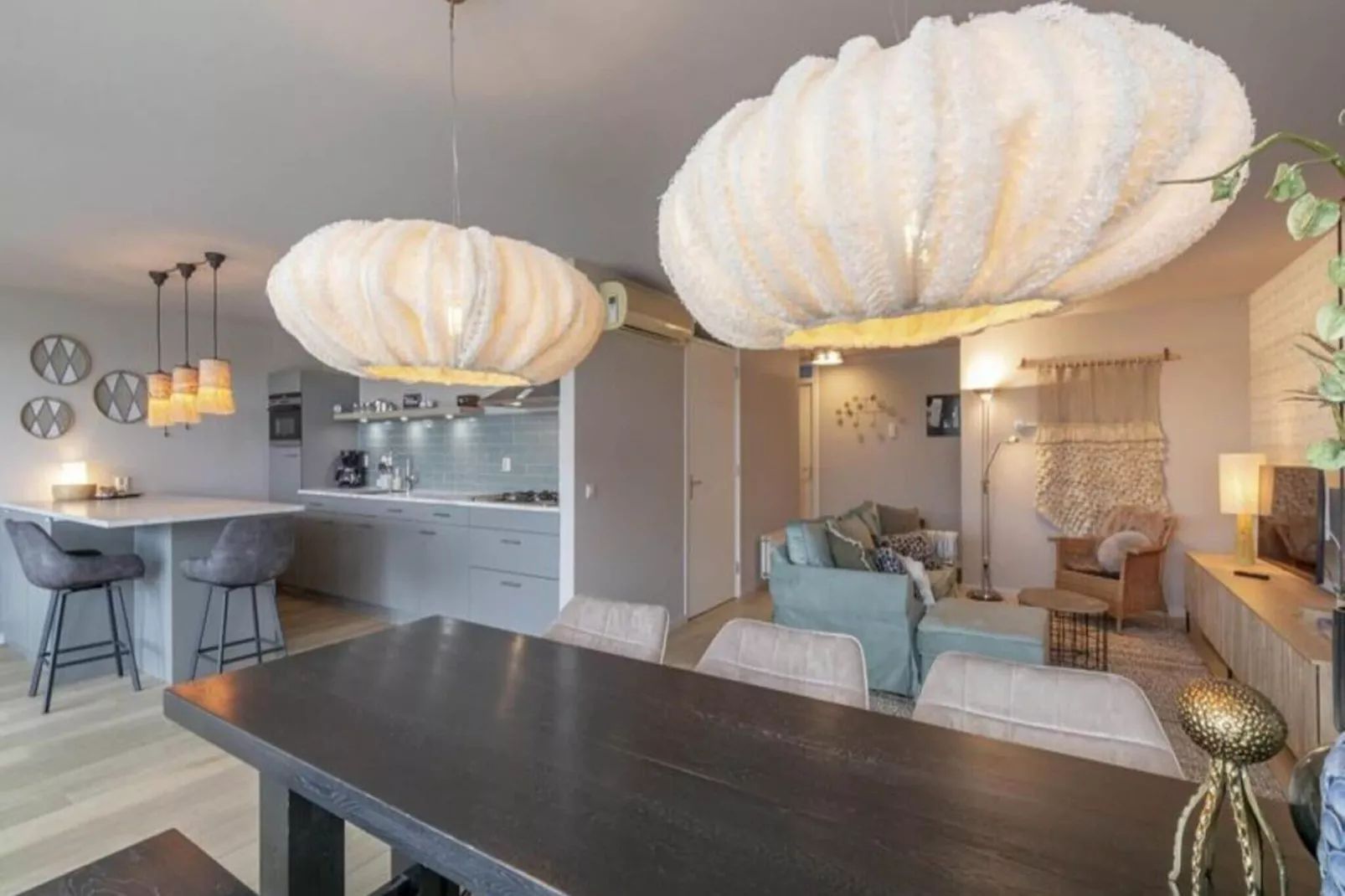 Strandhuys Zeester-Dining room