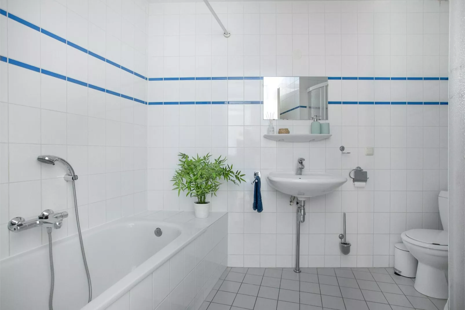 Résidence Juliana 40-Bathroom