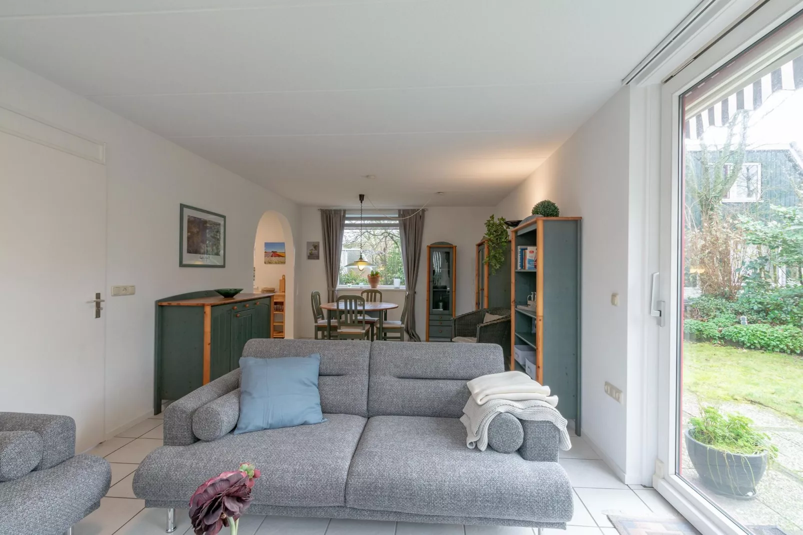Campanula 39-Living room