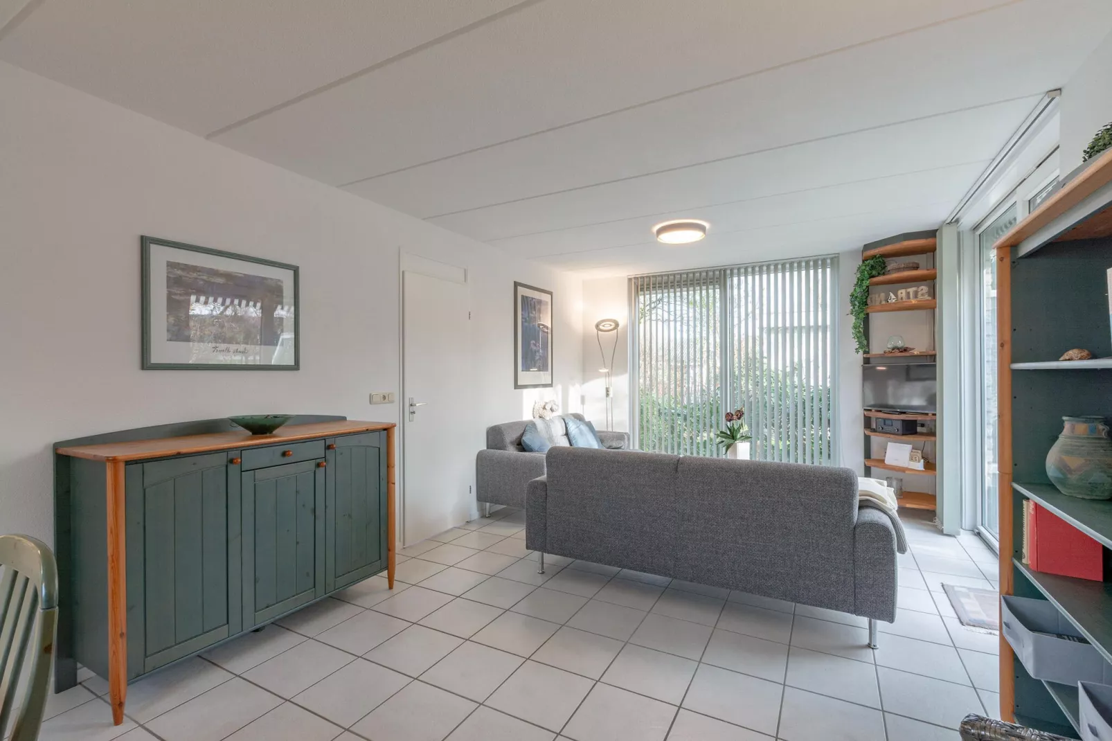 Campanula 39-Living room