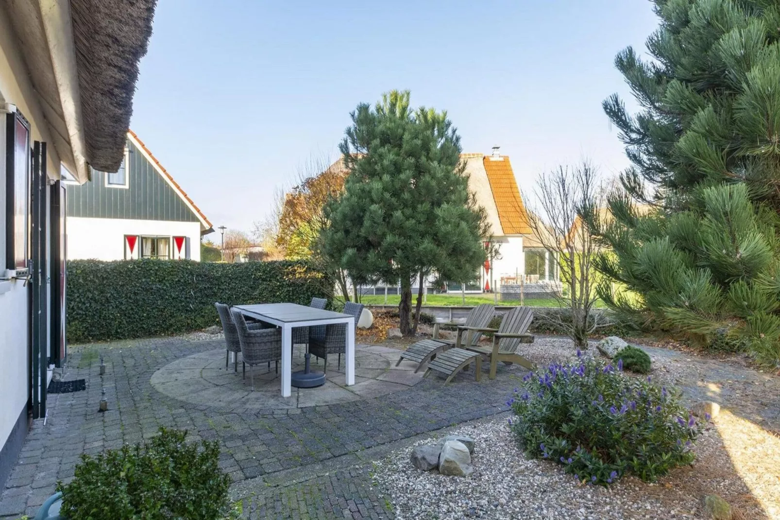 Villa De Strandloper-Exterior summer