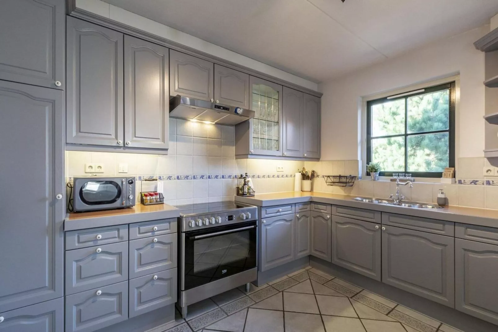 Villa De Strandloper-Kitchen