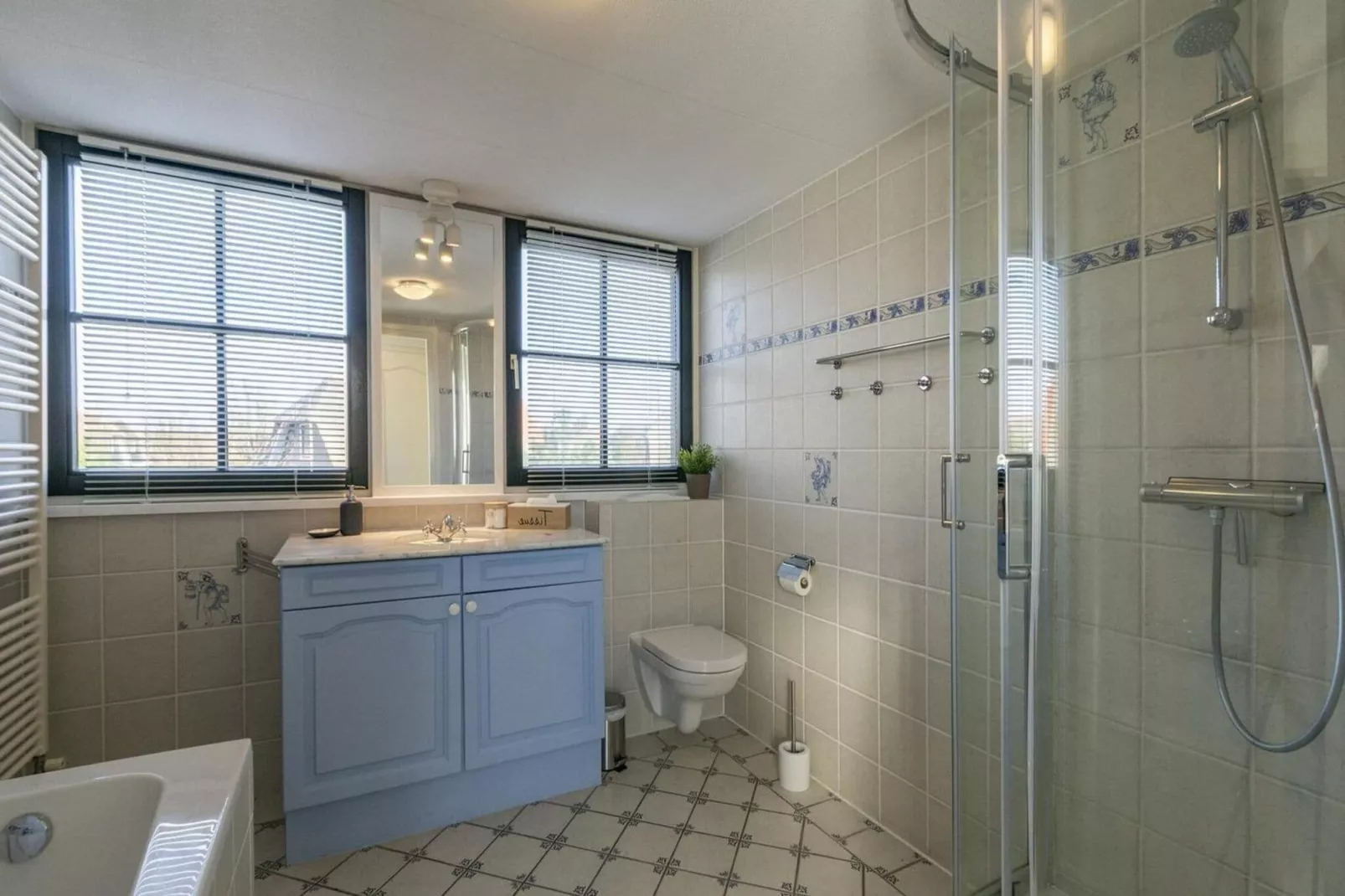 Villa De Strandloper-Bathroom