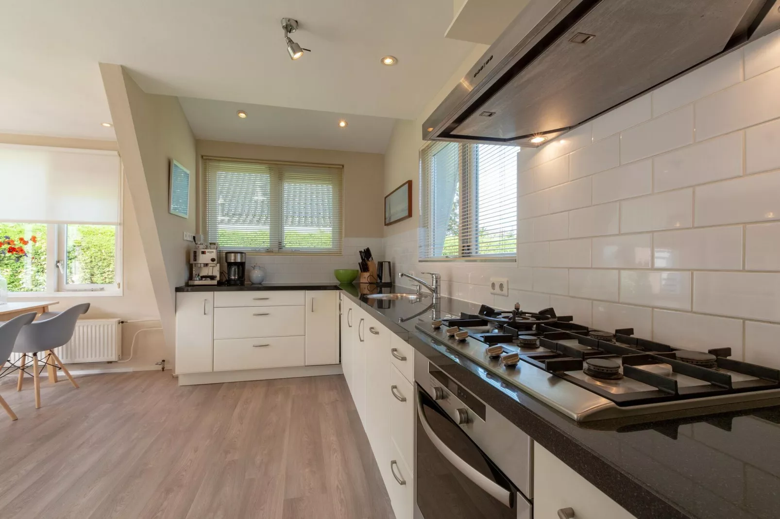 Duinland 46-Kitchen