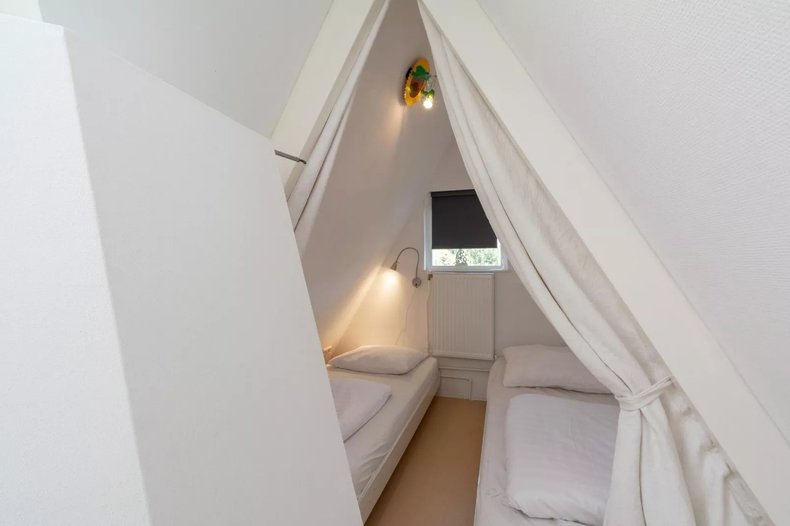 Duinland 46-Bedroom