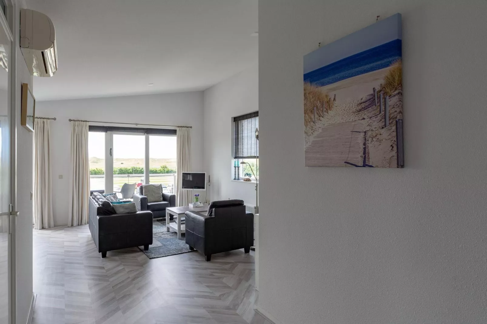 Strandleven 201-Living room