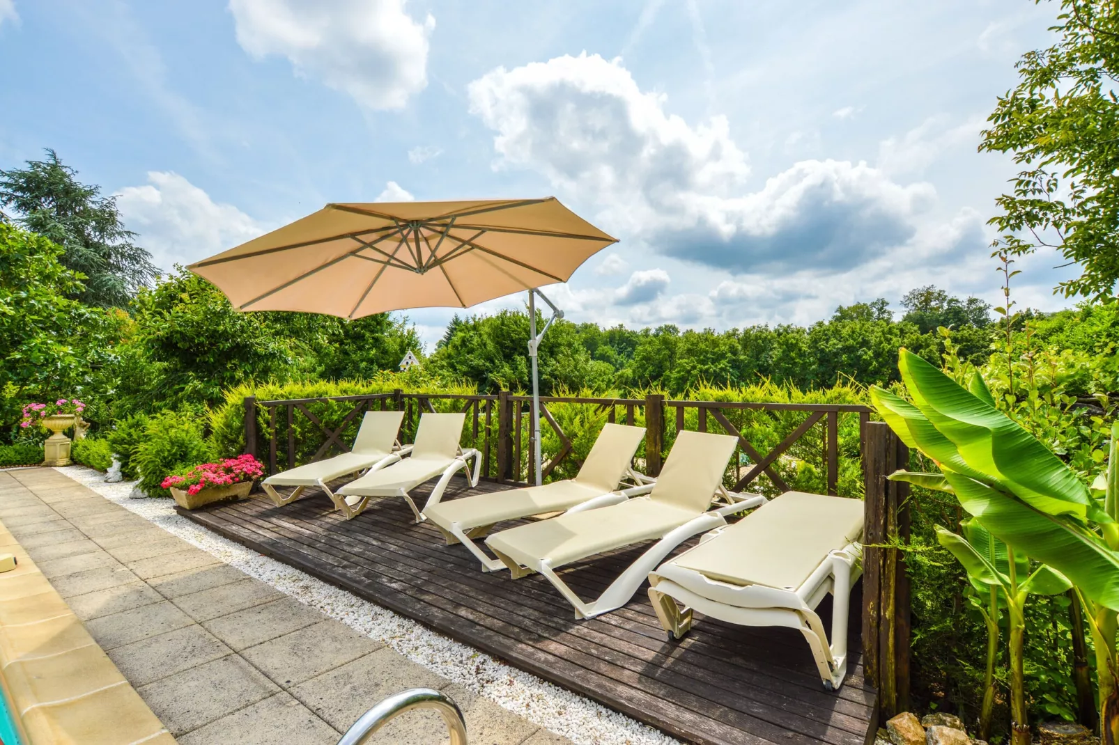 Maison fabuleuse avec piscine-Terrace balcony