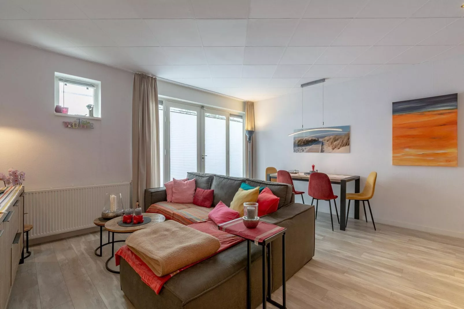 Strandslag 103-Living room